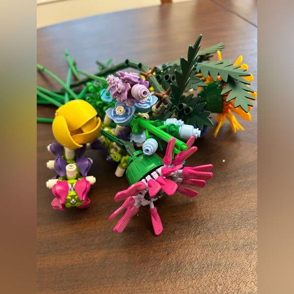 LEGO Botanical Collection, No Manual - Picture 2 of 3